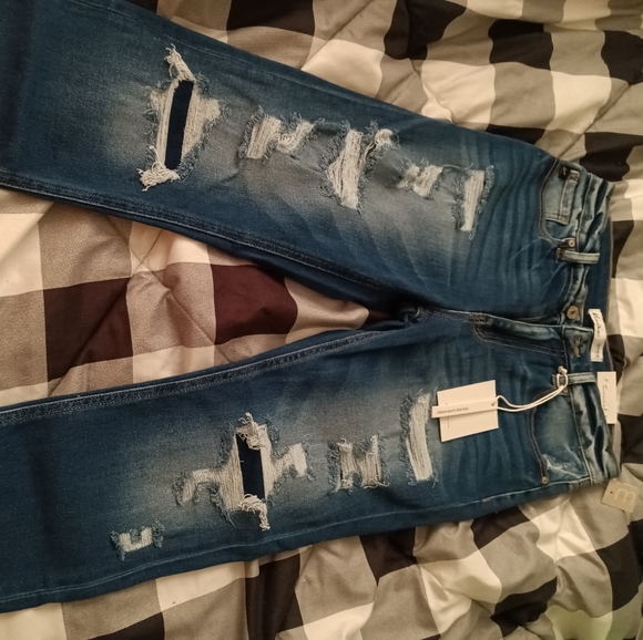 KanCan - Picture 2 of 2